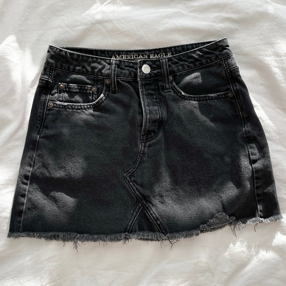American Eagle Black Denim Mini Skirt - Picture 1 of 7